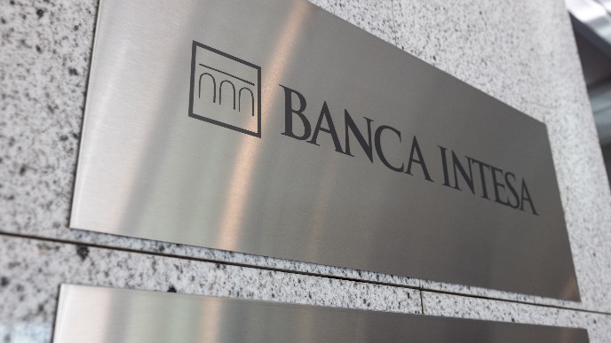 Banca Intesa lider u Srbiji